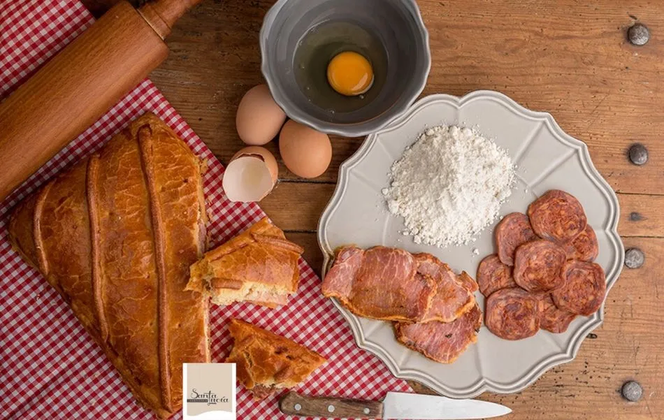 Hornazo de Confitería Santa Lucía