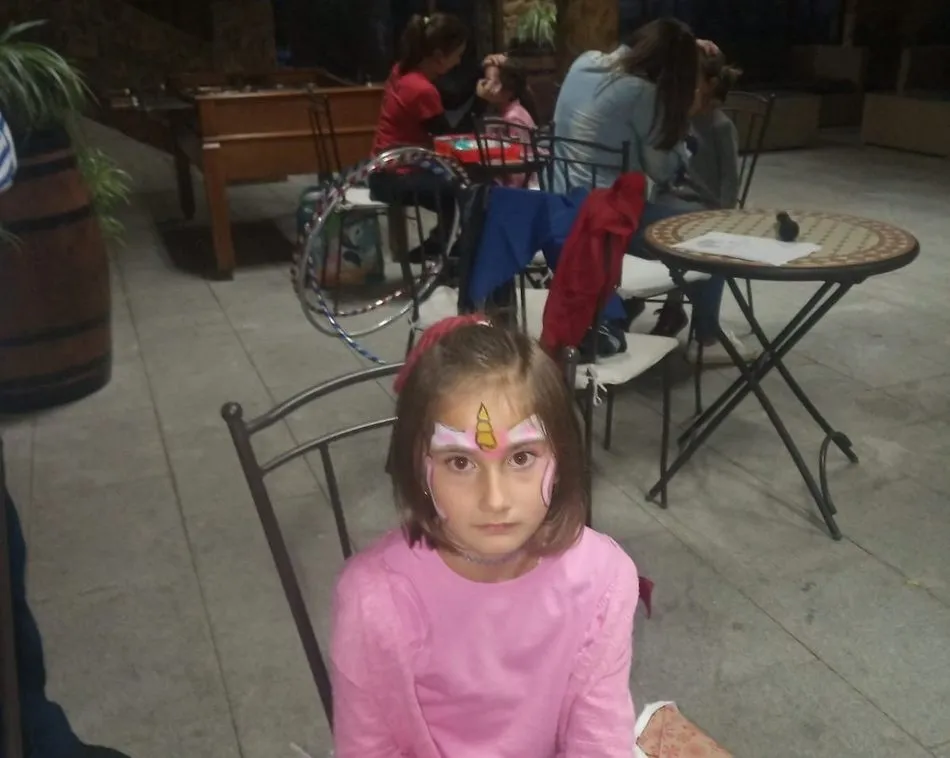 Foto 3 - Cayetana celebra por anticipado su sexto cumplea&ntilde;os en Vitigudino  