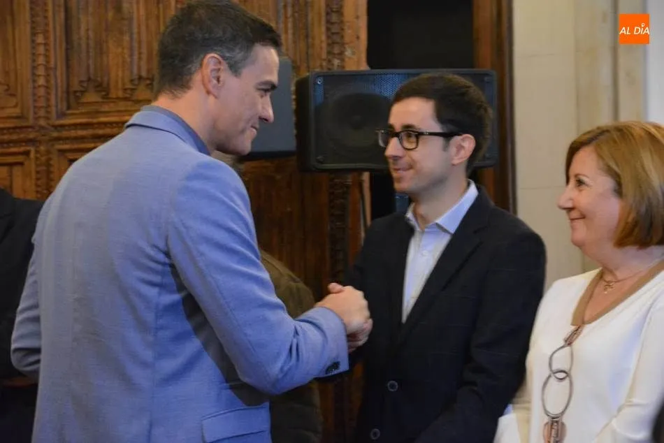 Foto 6 - Pedro S&aacute;nchez pasa por Salamanca y califica como &ldquo;muy emocionante&rdquo; su visita la Casa Museo...