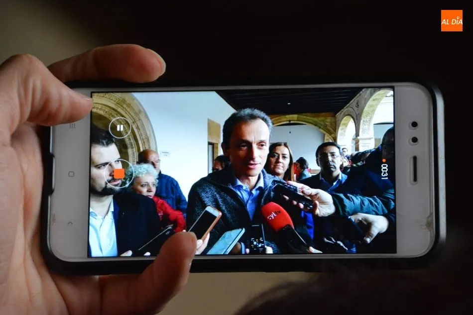 Foto 2 - Pedro Duque aboga por fomentar la inversi&oacute;n en ciencia en Salamanca