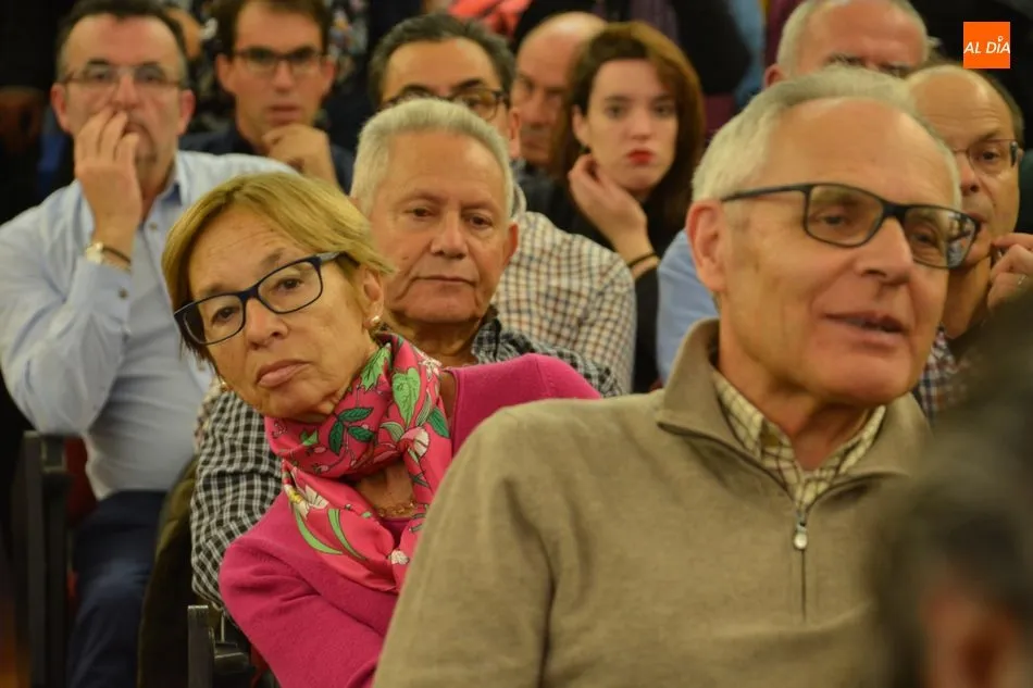 Foto 4 - Pedro Duque aboga por fomentar la inversi&oacute;n en ciencia en Salamanca