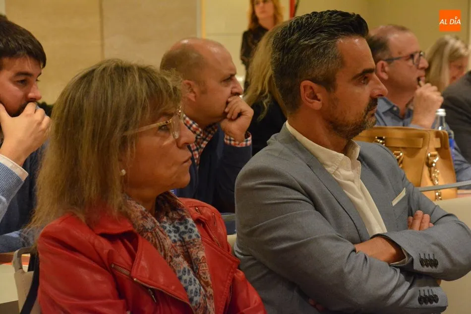 Foto 4 - El Colegio de Mercantiles abre el curso acad&eacute;mico
