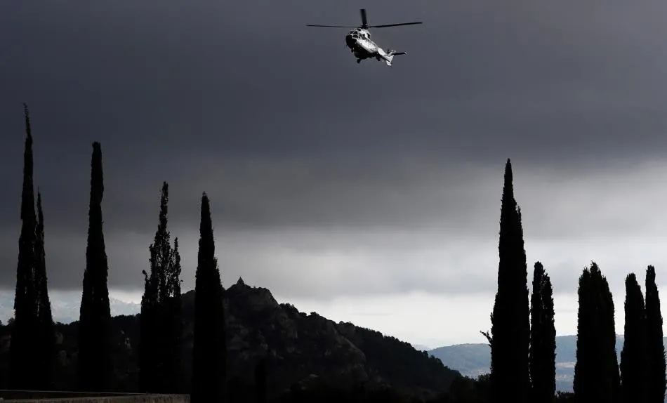 Uno de los helicópteros que actuaba en el Valle de los Caídos
