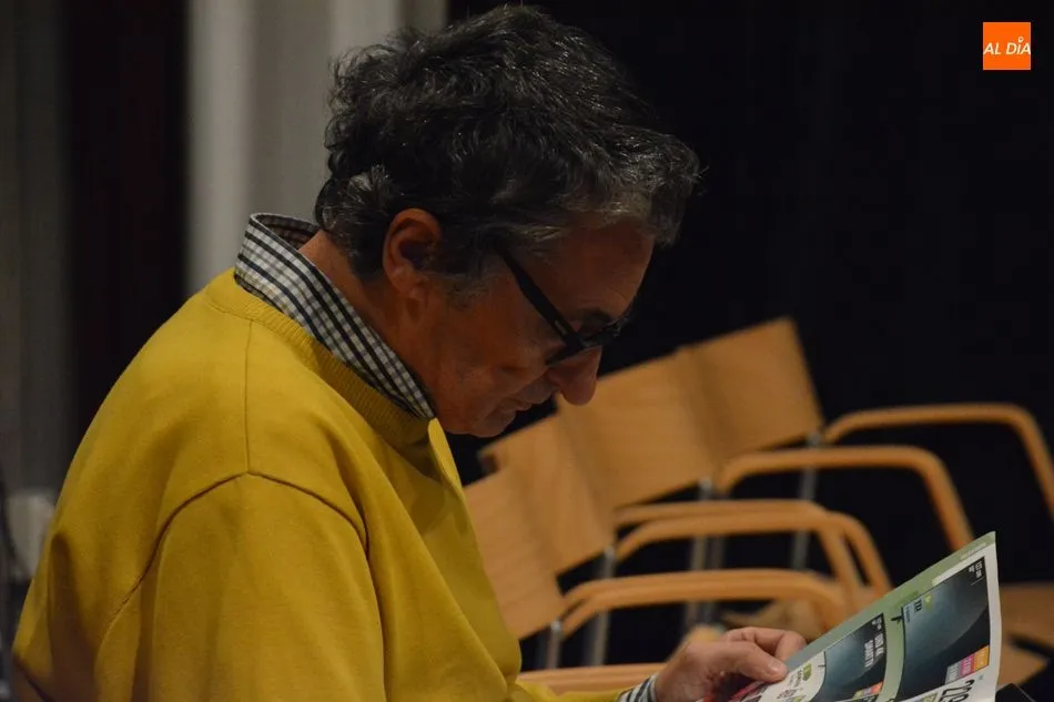 Foto 6 - Carlos Alba presenta en la Biblioteca Torrente Ballester sus cuentos y romances de la Ruta de la...