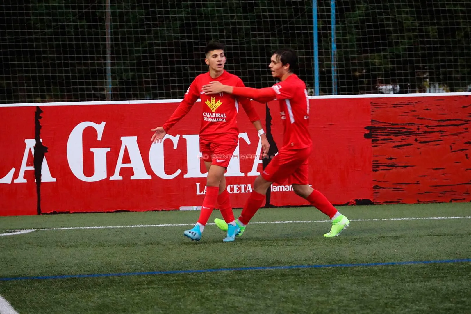 Jugadores del Santa Marta celebran un gol frente al Móstoles / UD Santa Marta