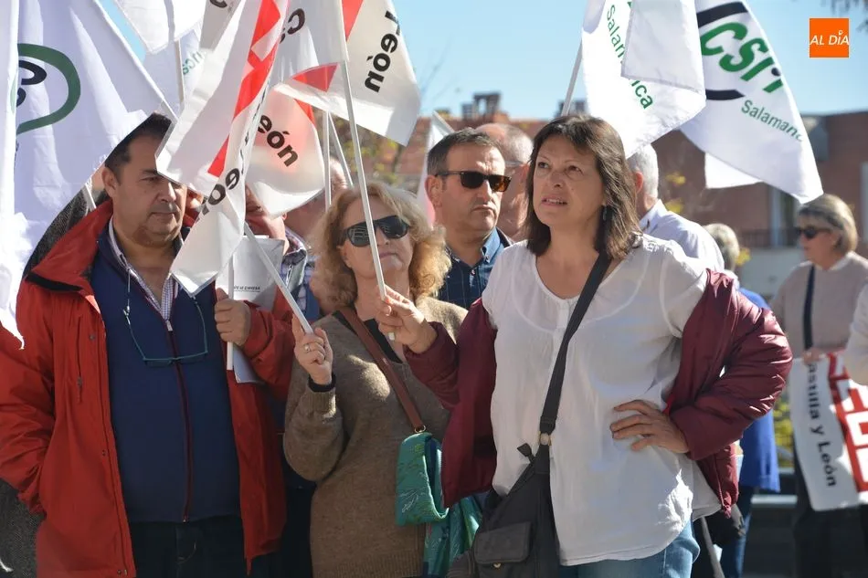 Foto 4 - UGT, CSIF y CCOO piden que la Junta cumpla el acuerdo de las 35 horas semanales
