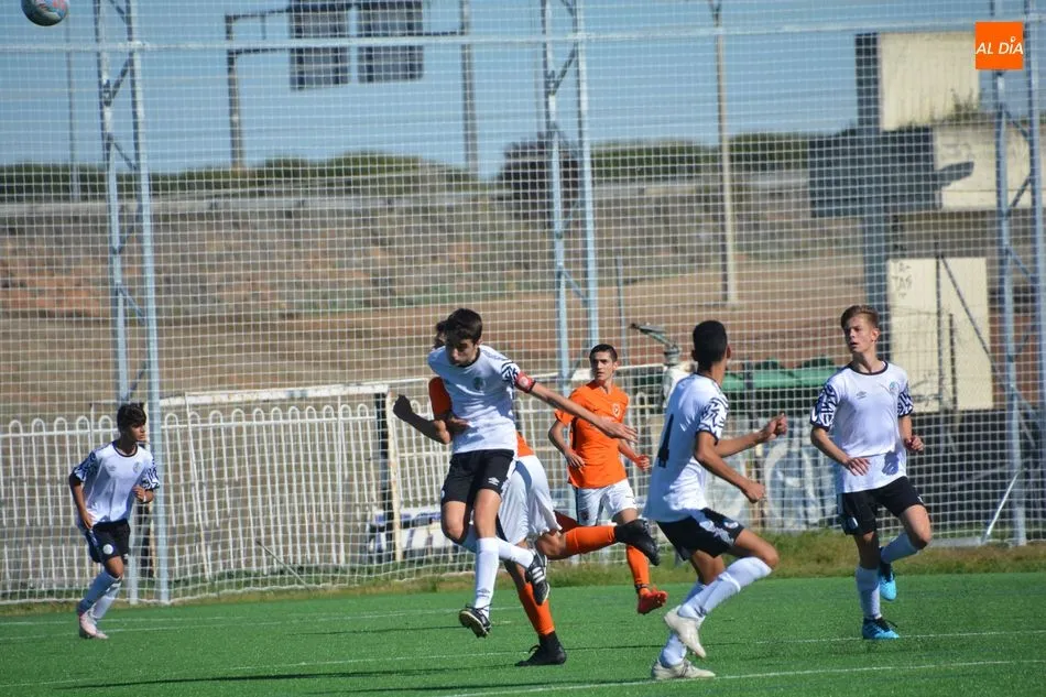 Foto 5 - Resultados, clasificaciones e im&aacute;genes del f&uacute;tbol base regional  