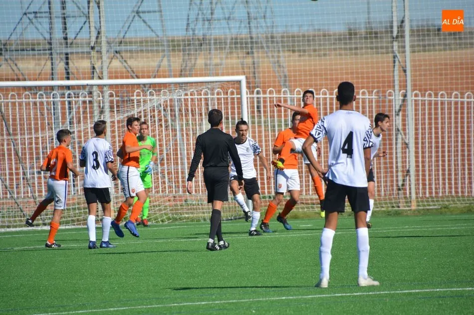Foto 2 - Resultados, clasificaciones e im&aacute;genes del f&uacute;tbol base regional  