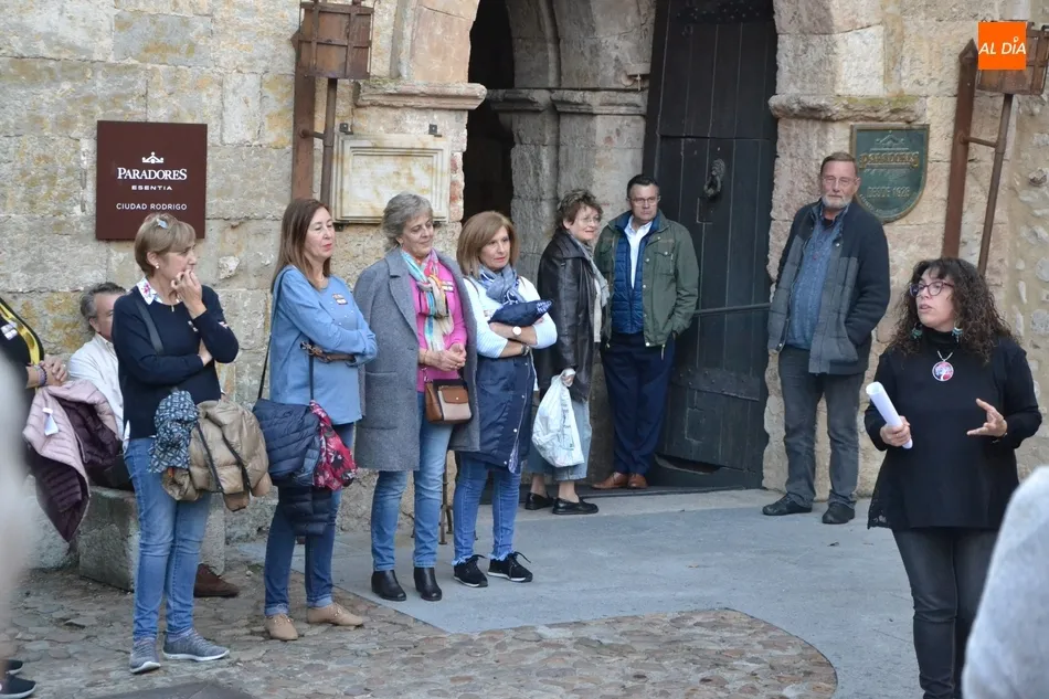 Foto 8 - Regresan las visitas teatralizadas al Parador con Rebeca Jerez como nueva narradora  