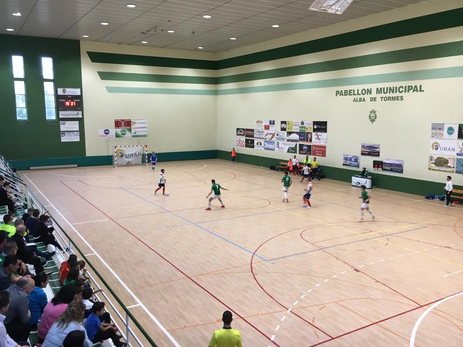 Acción del encuentro entre el Piensos Durán Albense y O Esteo