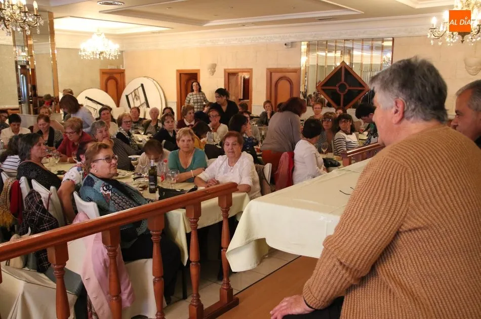 La mesa redonda sobre la mujer rural tuvo lugar en el Hostal América