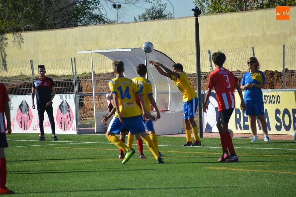 Foto 5 - Resultados, clasificaciones e im&aacute;genes del f&uacute;tbol base provincial  