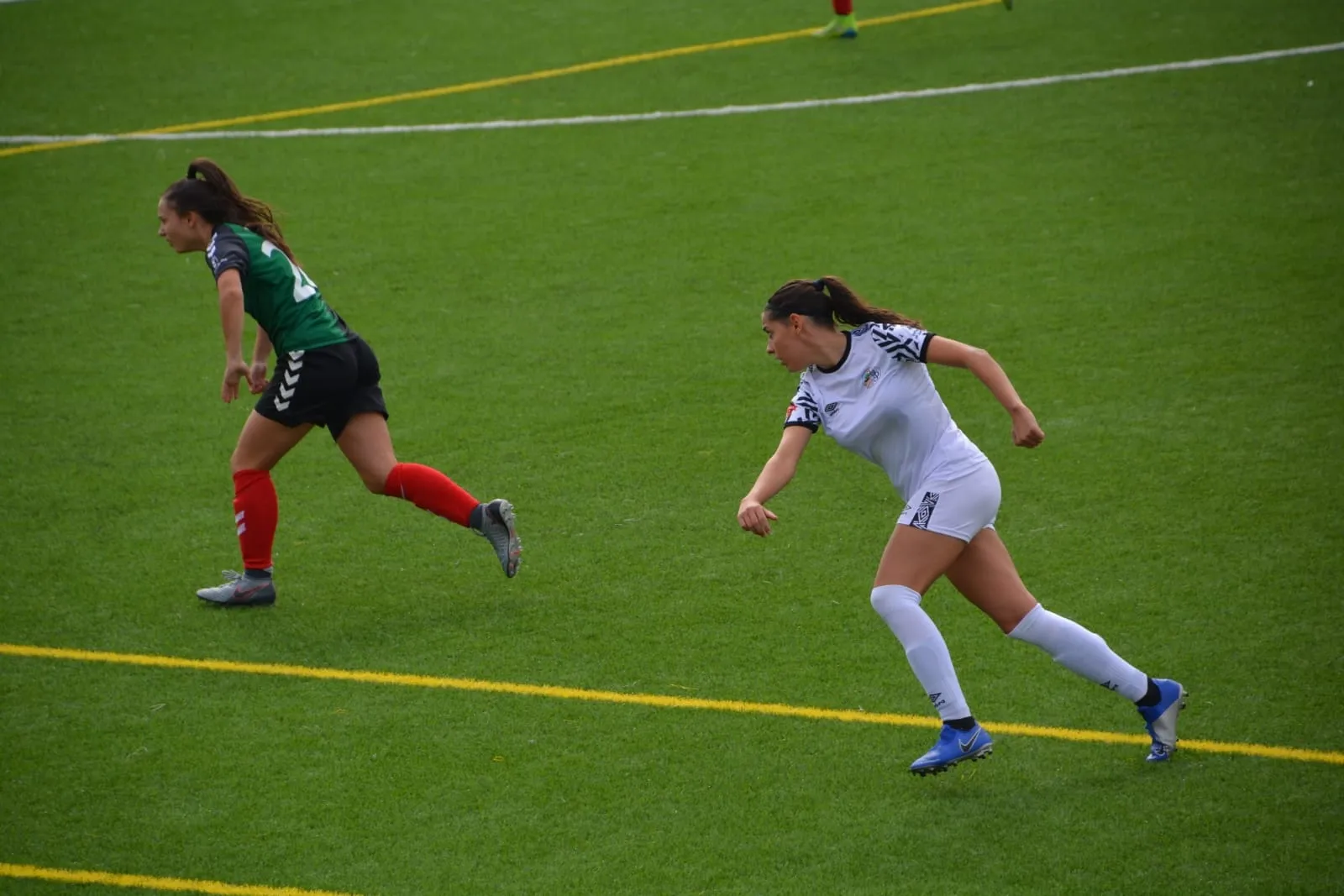 Foto 4 - El Salamanca UDS Femenino supera al Dinamo de Guadalajara (2-0)