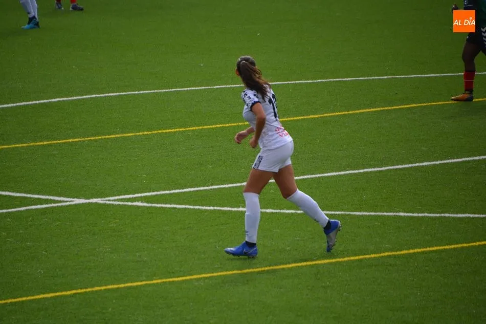 Foto 7 - El Salamanca UDS Femenino supera al Dinamo de Guadalajara (2-0)