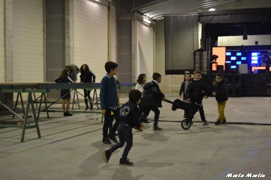 Foto 6 - La m&uacute;sica y el encierro infantil contin&uacute;an la fiesta tras la romer&iacute;a