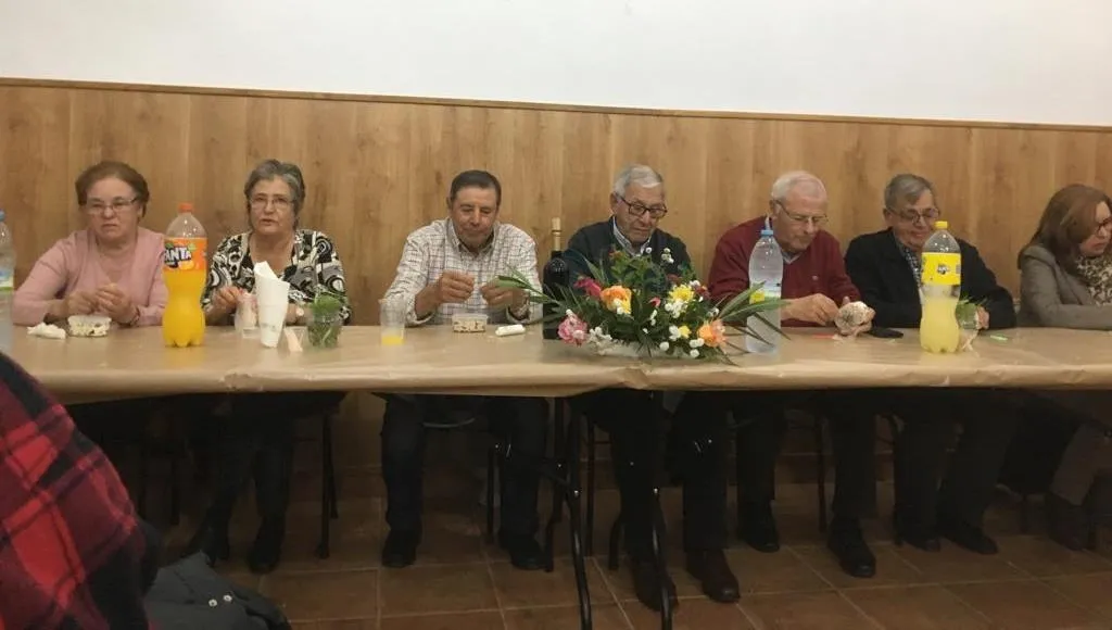 Foto 5 - Ivanrey se despide del que ha sido su p&aacute;rroco durante los &uacute;ltimos 39 a&ntilde;os, Jos&eacute; Manuel Carballo ...