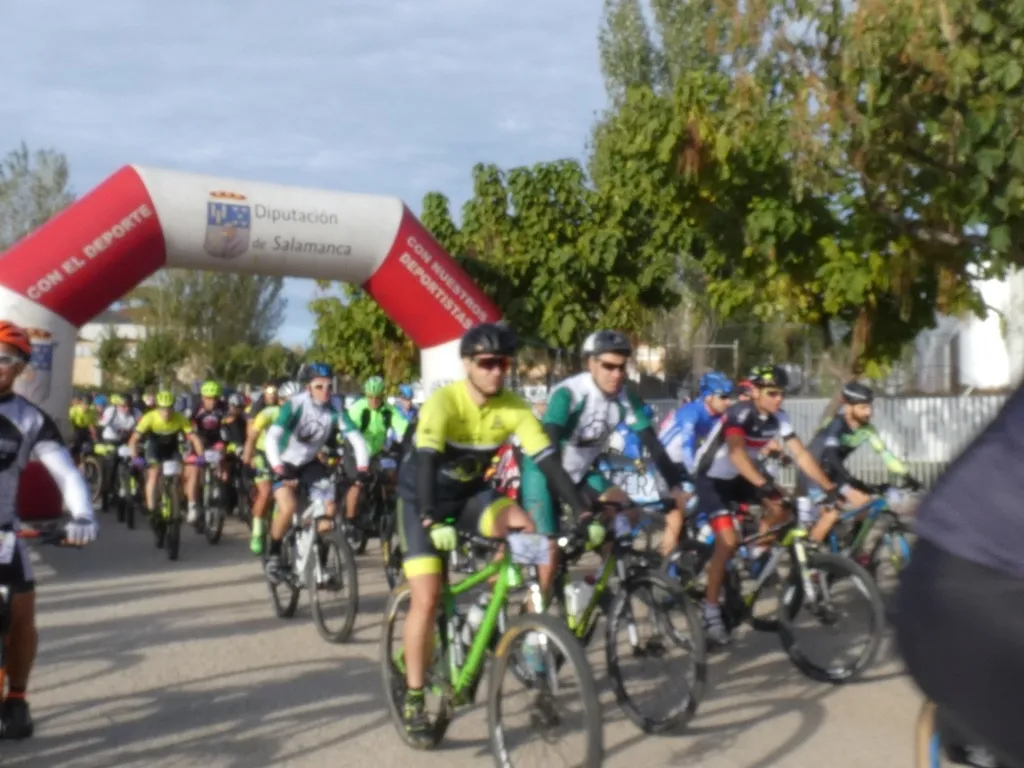 Foto 11 - &Eacute;xito de participaci&oacute;n y de organizaci&oacute;n en la IV Jamountain Bike Guijuelo
