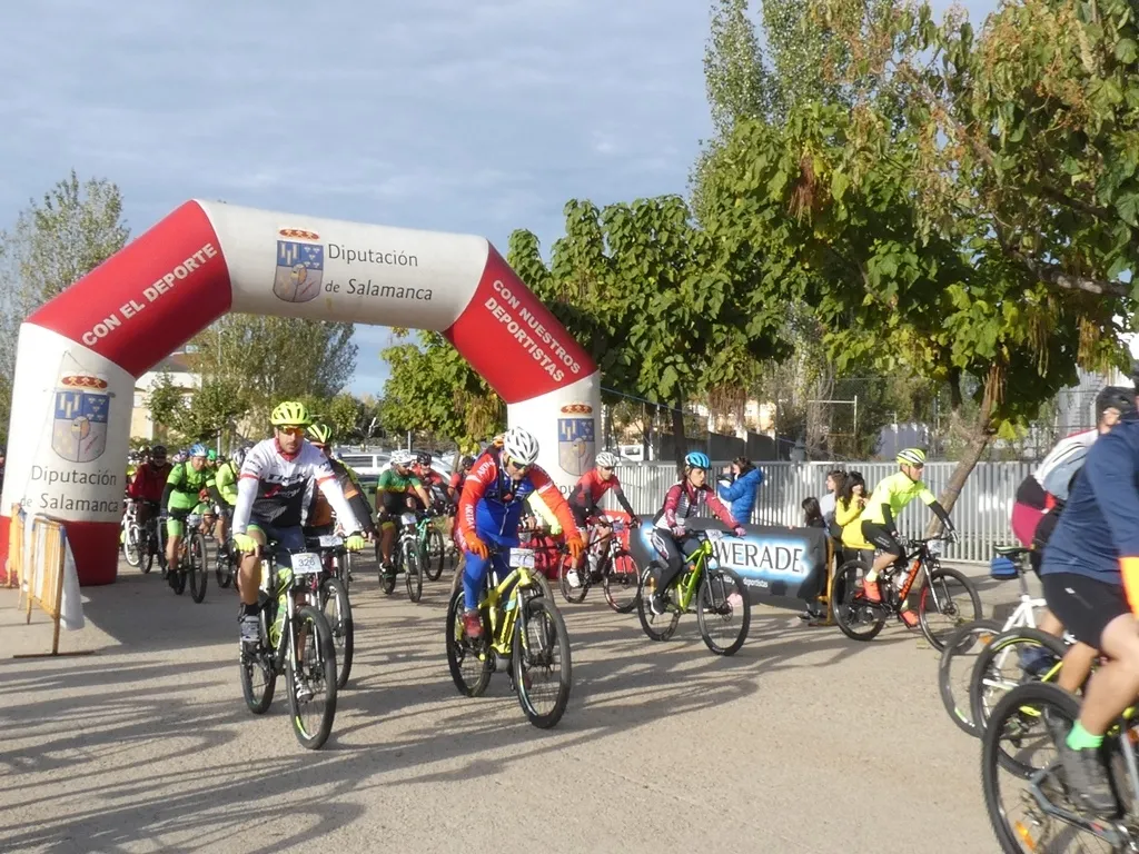 Foto 6 - &Eacute;xito de participaci&oacute;n y de organizaci&oacute;n en la IV Jamountain Bike Guijuelo