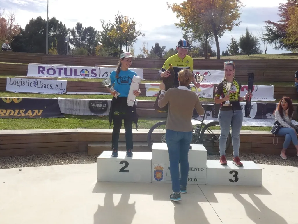 Foto 4 - &Eacute;xito de participaci&oacute;n y de organizaci&oacute;n en la IV Jamountain Bike Guijuelo