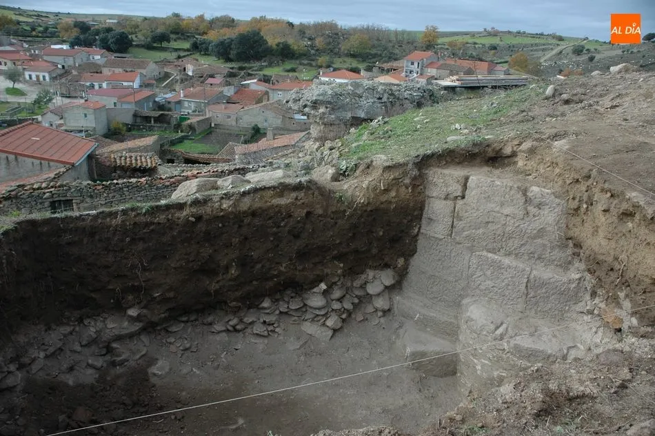 Catas arqueológicas realizadas por la Diputación Provincial en 2009 / CORRAL
