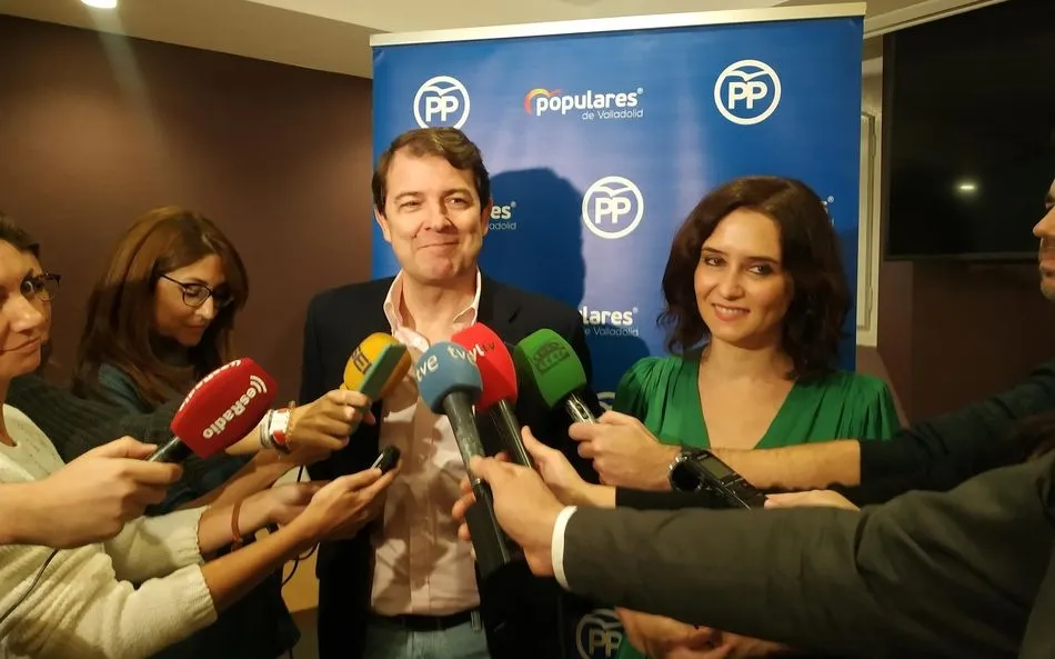 Alfonso Fernández Mañueco e Isabel García Ayuso, en Valladolid