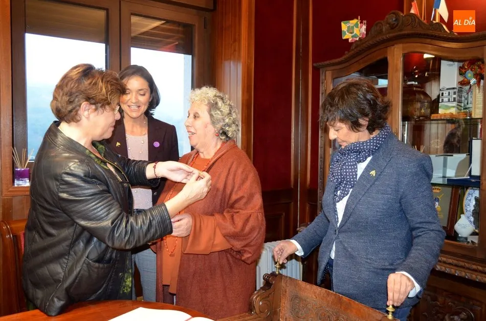Foto 4 - Reyes Maroto apuesta por la recuperaci&oacute;n del peso industrial de B&eacute;jar y potenciar sus recursos...