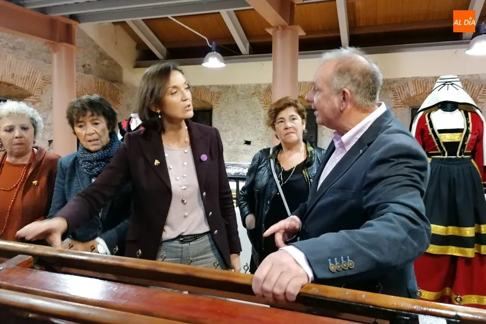 Foto 2 - Reyes Maroto apuesta por la recuperaci&oacute;n del peso industrial de B&eacute;jar y potenciar sus recursos...