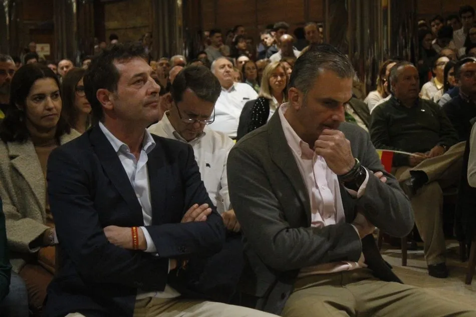 Foto 11 - Ortega-Smith asegura que Vox trabajar&aacute; por "transformar Espa&ntilde;a" y dotar al pa&iacute;s de "un proyecto...