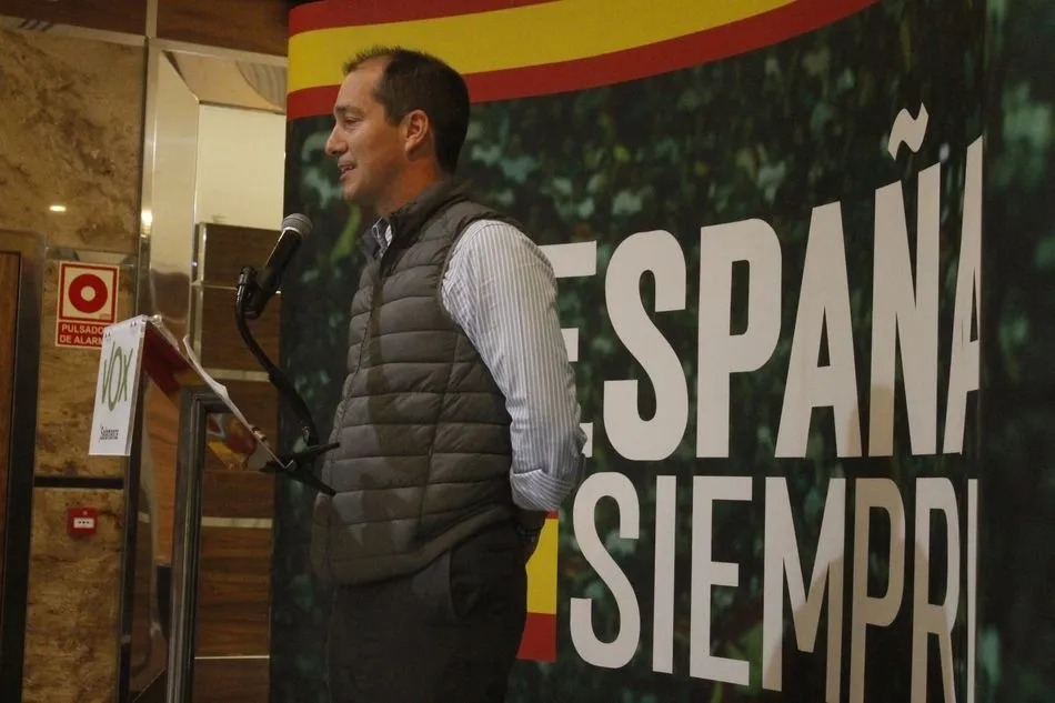Foto 8 - Ortega-Smith asegura que Vox trabajar&aacute; por "transformar Espa&ntilde;a" y dotar al pa&iacute;s de "un proyecto...