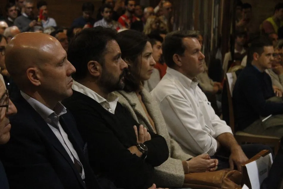 Foto 3 - Ortega-Smith asegura que Vox trabajar&aacute; por "transformar Espa&ntilde;a" y dotar al pa&iacute;s de "un proyecto...
