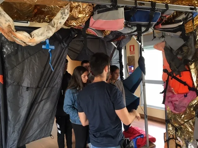Foto 7 - M&eacute;dicos del Mundo propone &lsquo;Un viaje en sus zapatos&rsquo; para concienciar sobre los refugiados  