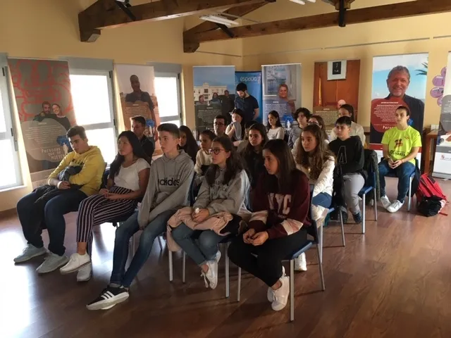 Foto 2 - M&eacute;dicos del Mundo propone &lsquo;Un viaje en sus zapatos&rsquo; para concienciar sobre los refugiados  