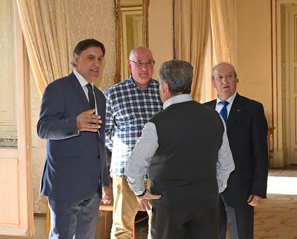 Foto 4 - Agradecimiento a la Casa de Salamanca en Legan&eacute;s por difundir las se&ntilde;as de identidad charras