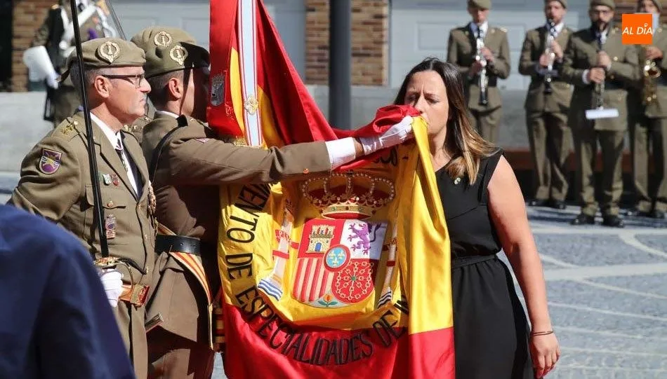 Acto de la jura de bandera que tuvo lugar en Santa Marta de Tormes. Foto de archivo