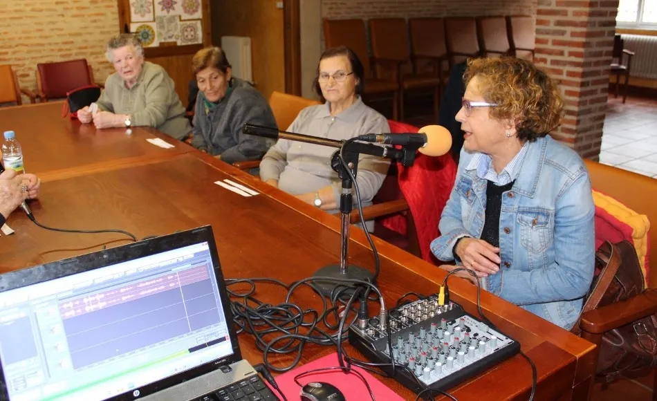 Foto 3 - El Puente Radio entrevista a Pilar Pastor  