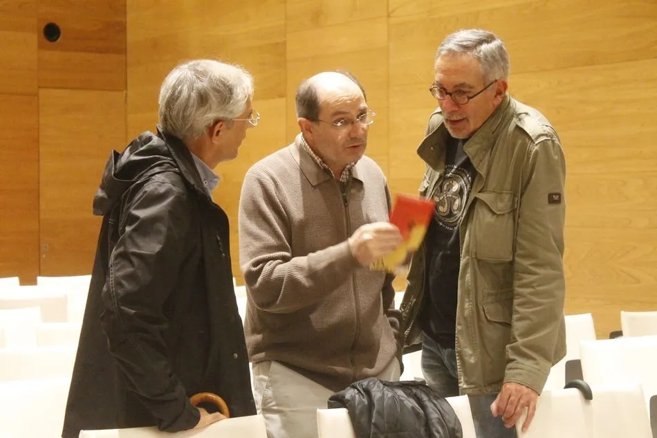 Foto 2 - Salamanca recibe m&aacute;s de 25.000 documentos del archivo de Marcelino Camacho