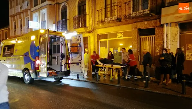 Foto 2 - Herido un hombre en un atropello en la calle Carmen de Pe&ntilde;aranda