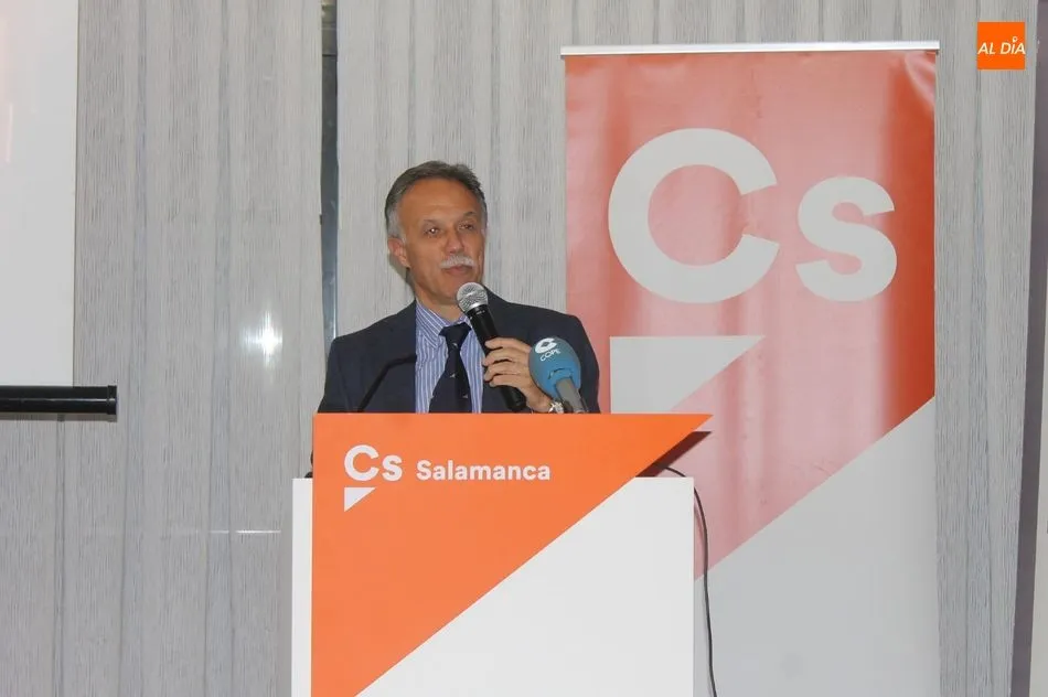 Foto 11 - Ciudadanos defiende su programa de centro porque &ldquo;lo de la izquierda y la derecha se ha acabado...