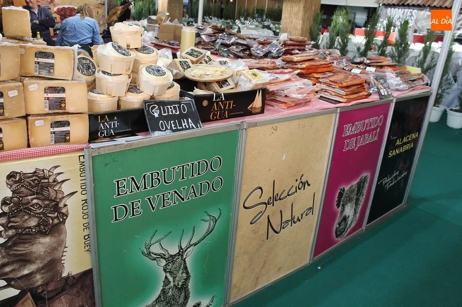 Foto 5 - Bragan&ccedil;a defiende, mediante la Feria Internacional del Norte, los ecosistemas ib&eacute;ricos de...