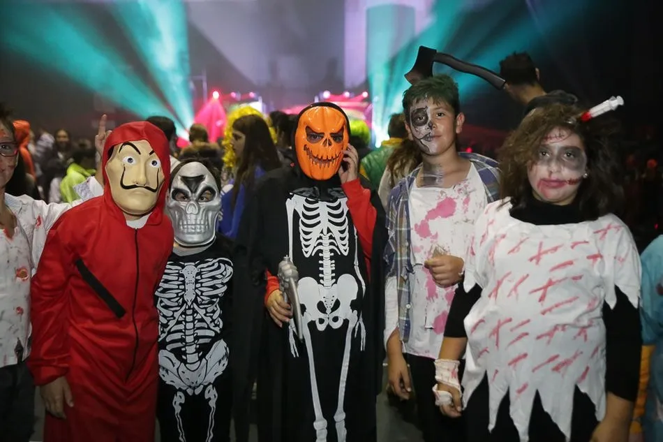 Foto 10 - Carbajosa disfruta de fiesta m&aacute;s terror&iacute;fica del a&ntilde;o