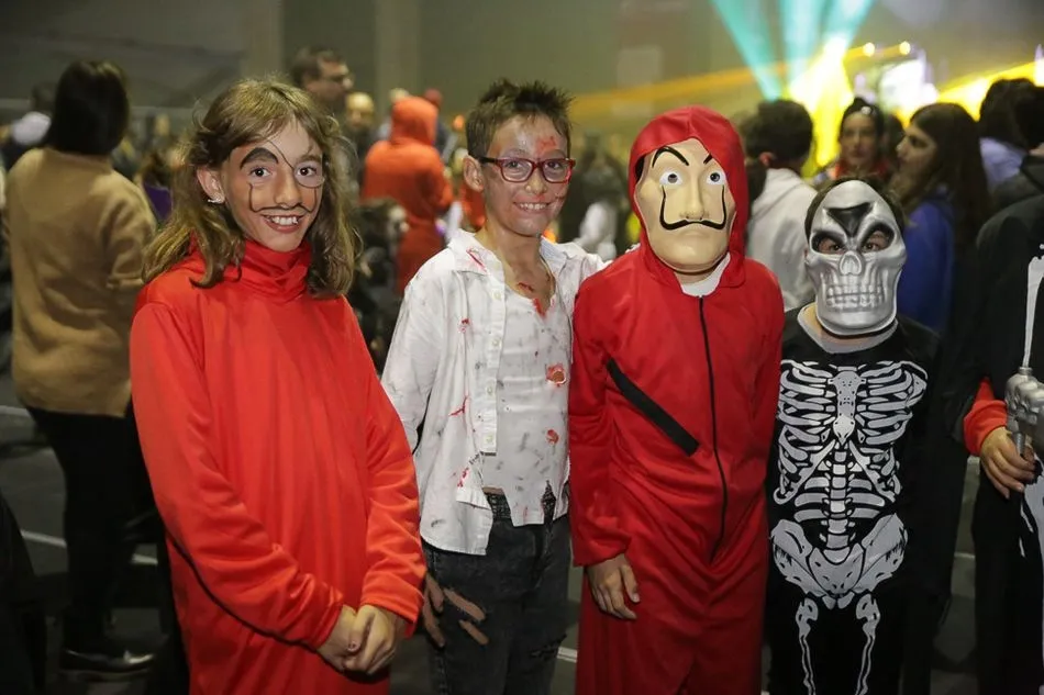Foto 9 - Carbajosa disfruta de fiesta m&aacute;s terror&iacute;fica del a&ntilde;o