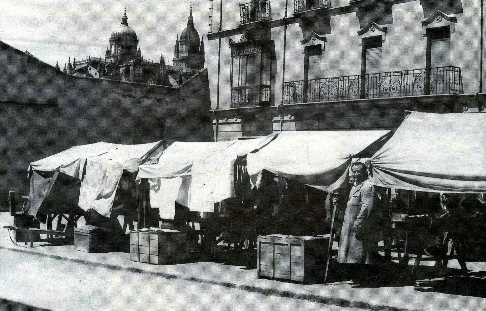 Foto 2 - La vida comercial en el coraz&oacute;n de Salamanca