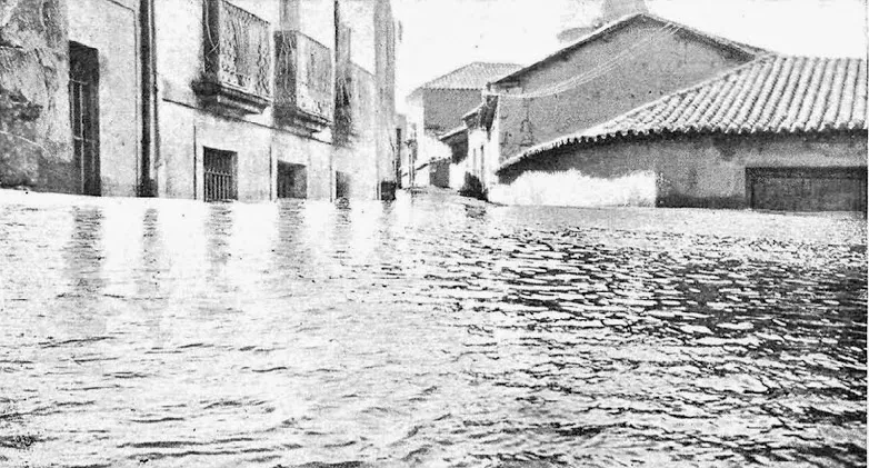 Foto 4 - Las inundaciones del r&iacute;o Tormes a lo largo de los a&ntilde;os