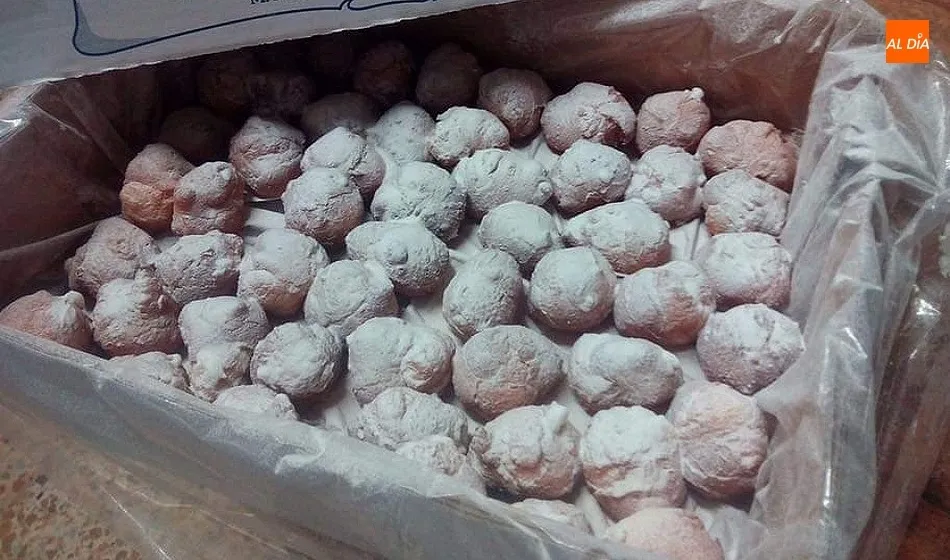 Foto 5 - Huesos de santo, bu&ntilde;uelos y otras tradiciones dulces del D&iacute;a de Todos los Santos&nbsp;