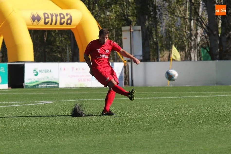 El Hergar se mide en esta jornada al Ribert en el derbi charro / Archivo