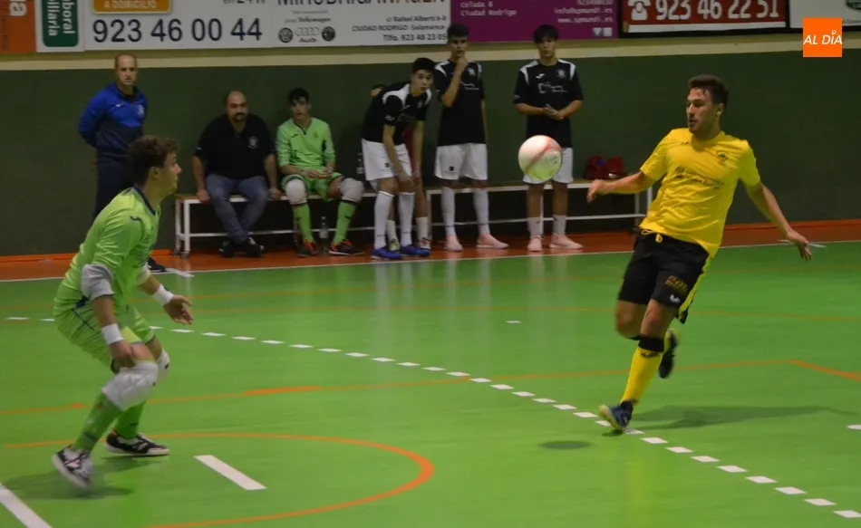 Acción del primer gol del Miróbriga Futsal | Fotos @kisanghani