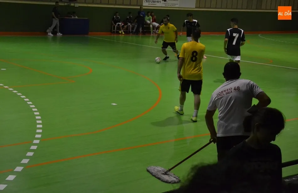Foto 3 - El Mir&oacute;briga Futsal sale victorioso del duelo amistoso frente al III Juvenil  