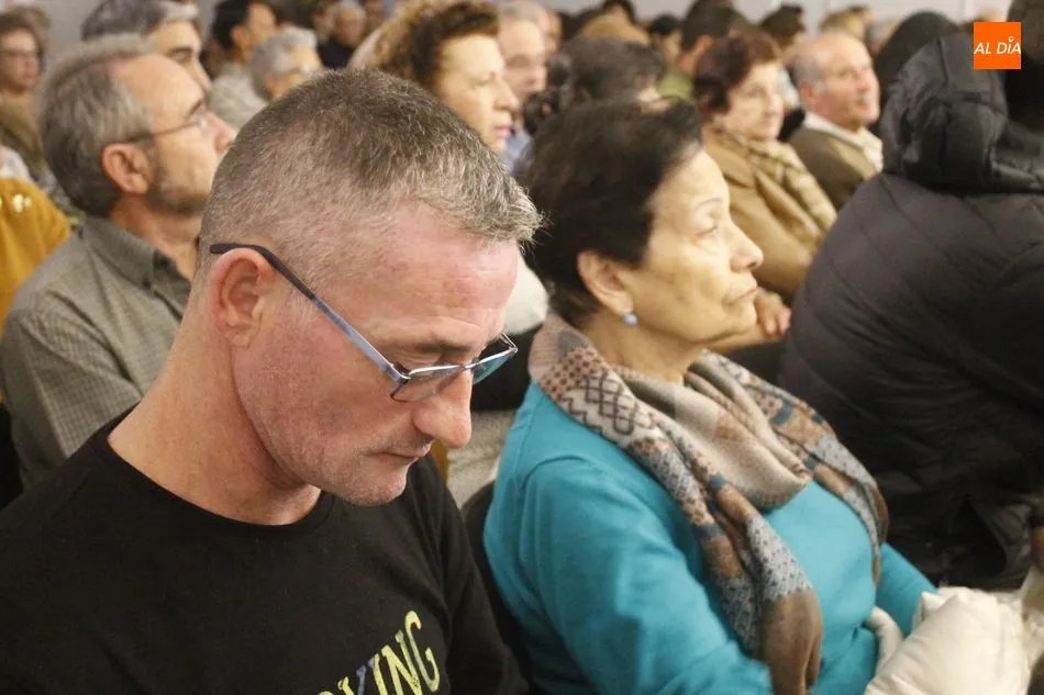 Foto 5 - El Tr&iacute;o Clepsidra deleita a los amantes de la lectura en la Plaza Mayor