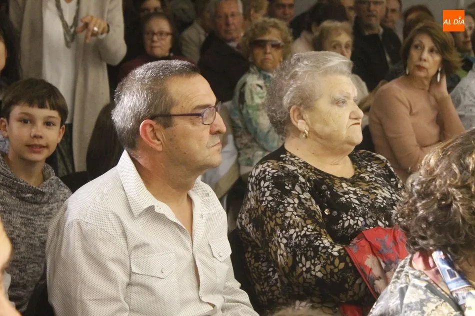Foto 3 - El Tr&iacute;o Clepsidra deleita a los amantes de la lectura en la Plaza Mayor