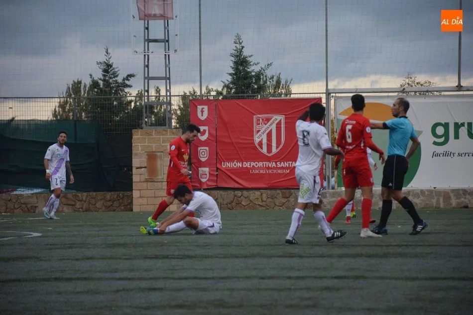 Foto 7 - El Santa Marta logra sumar un punto ante el filial del Numancia (1-1)